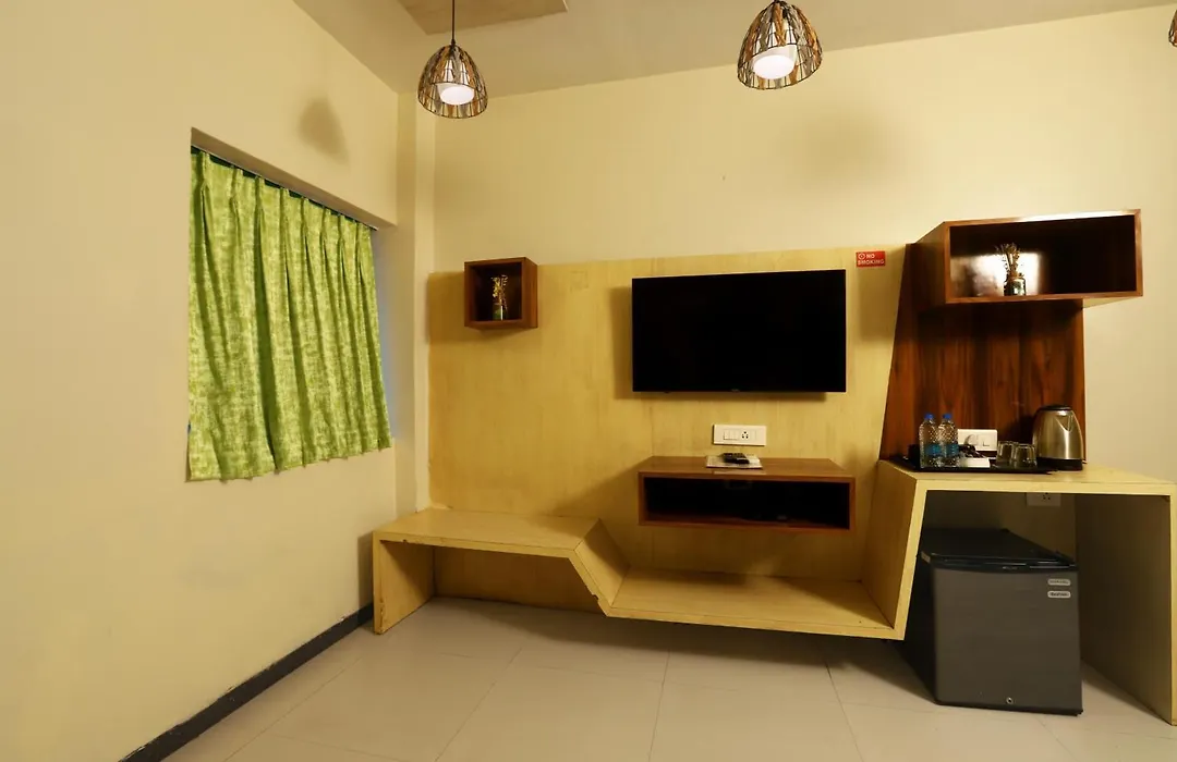 Hotel Elite Continental- Near Mumbai International Airport Andheri East-1